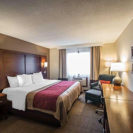 Quality Inn & Suites Boonville - Columbia Εξωτερικό φωτογραφία