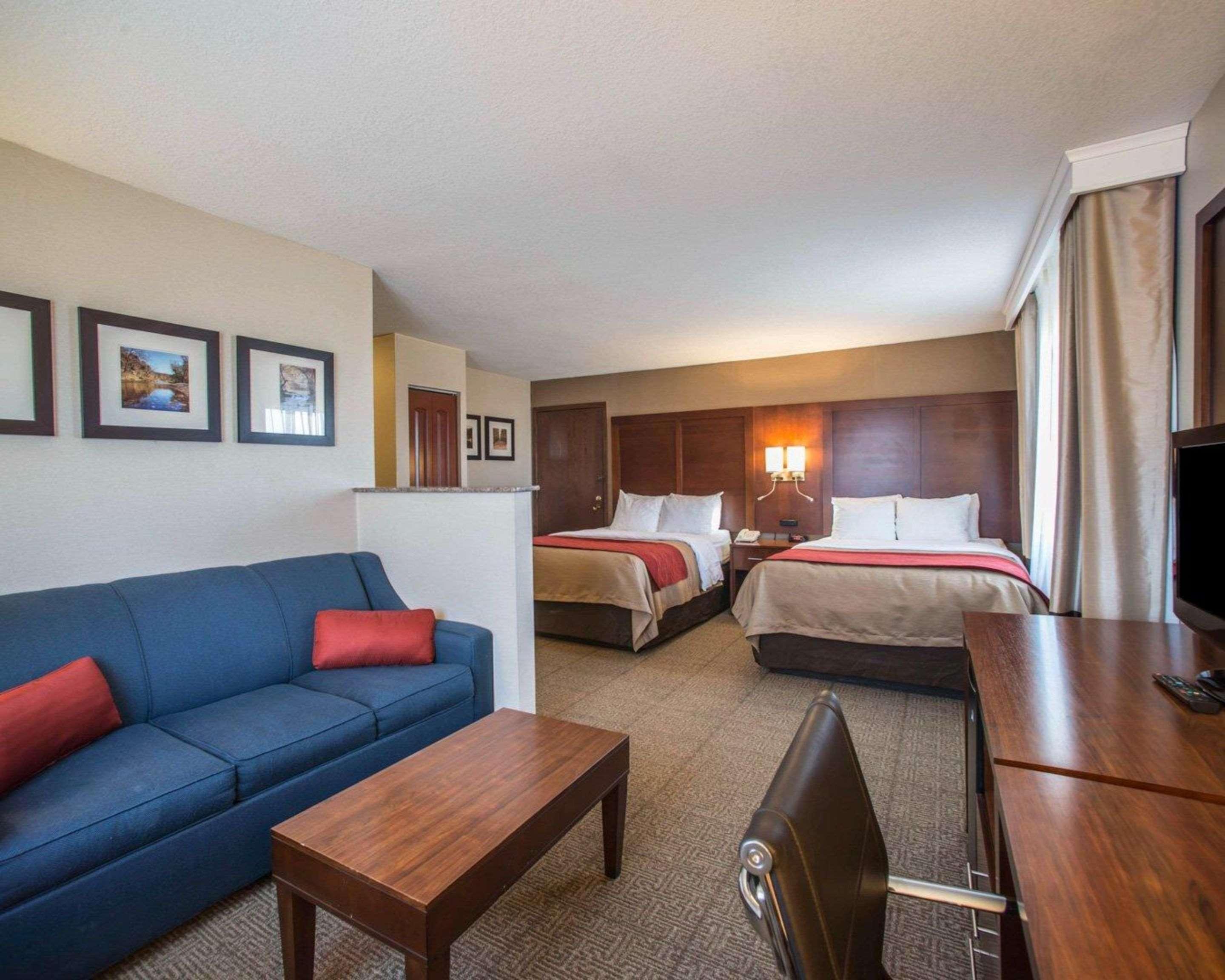 Quality Inn & Suites Boonville - Columbia Εξωτερικό φωτογραφία