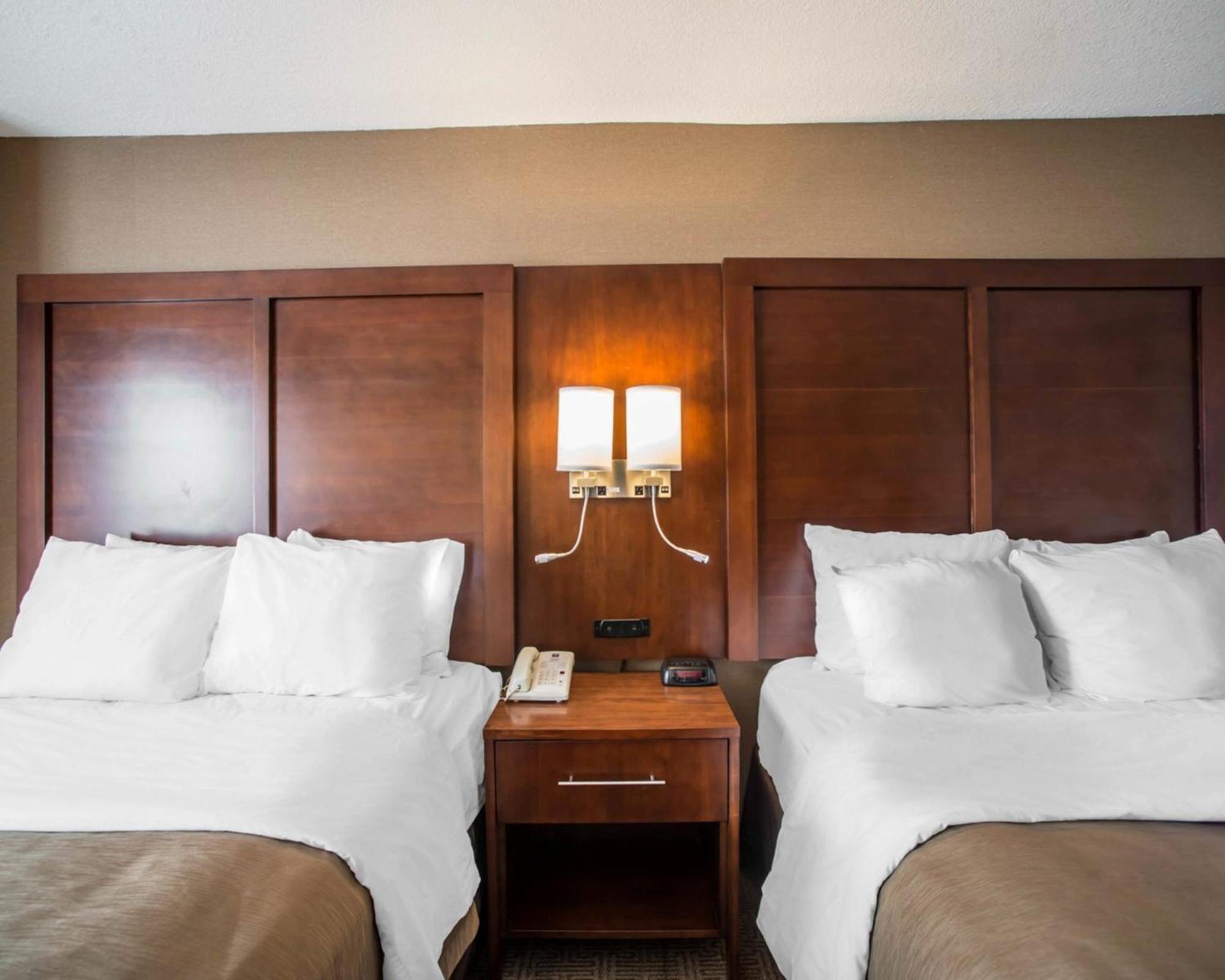 Quality Inn & Suites Boonville - Columbia Εξωτερικό φωτογραφία