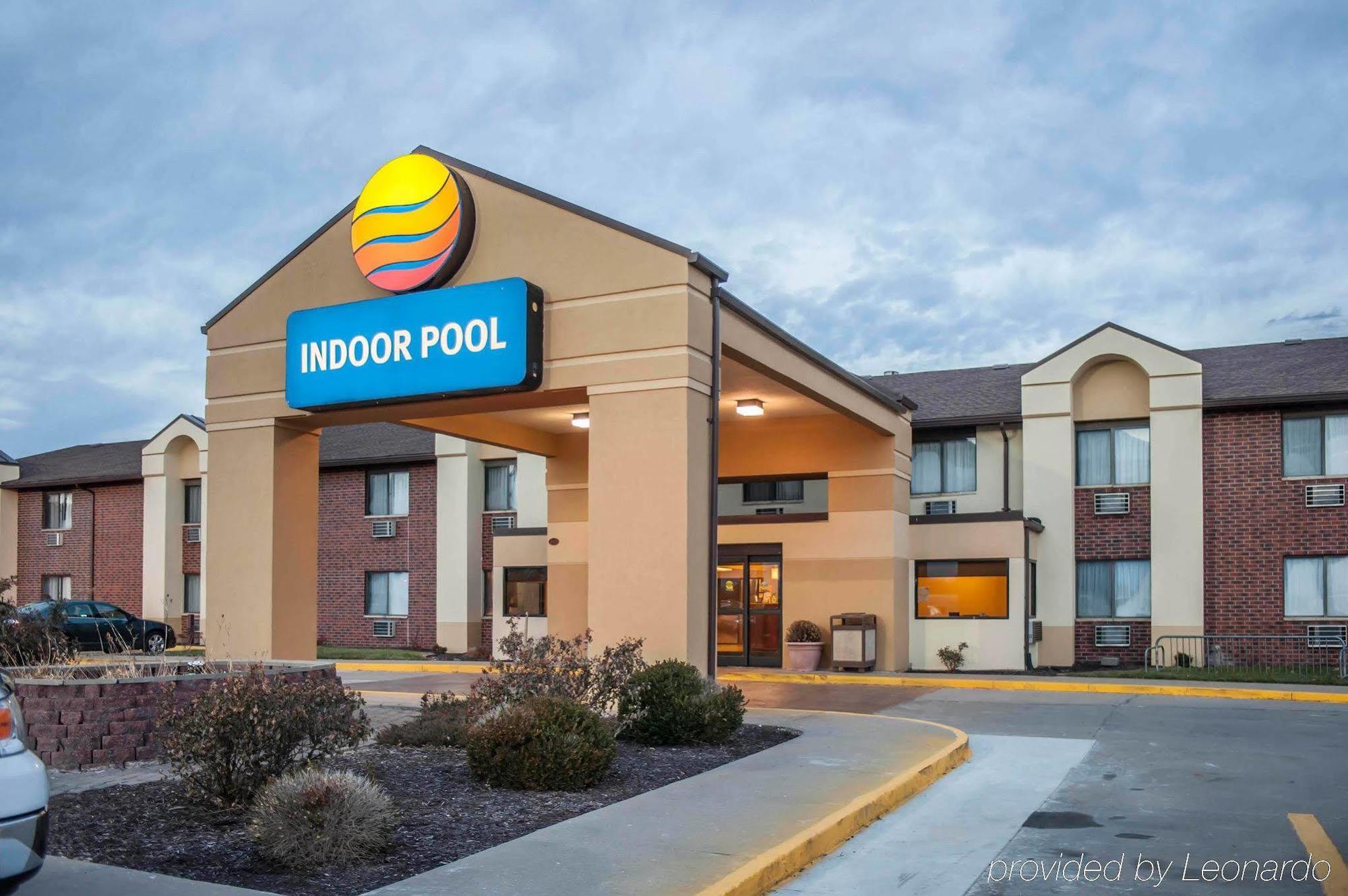 Quality Inn & Suites Boonville - Columbia Εξωτερικό φωτογραφία