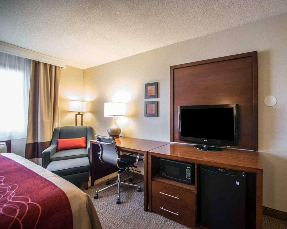 Quality Inn & Suites Boonville - Columbia Εξωτερικό φωτογραφία